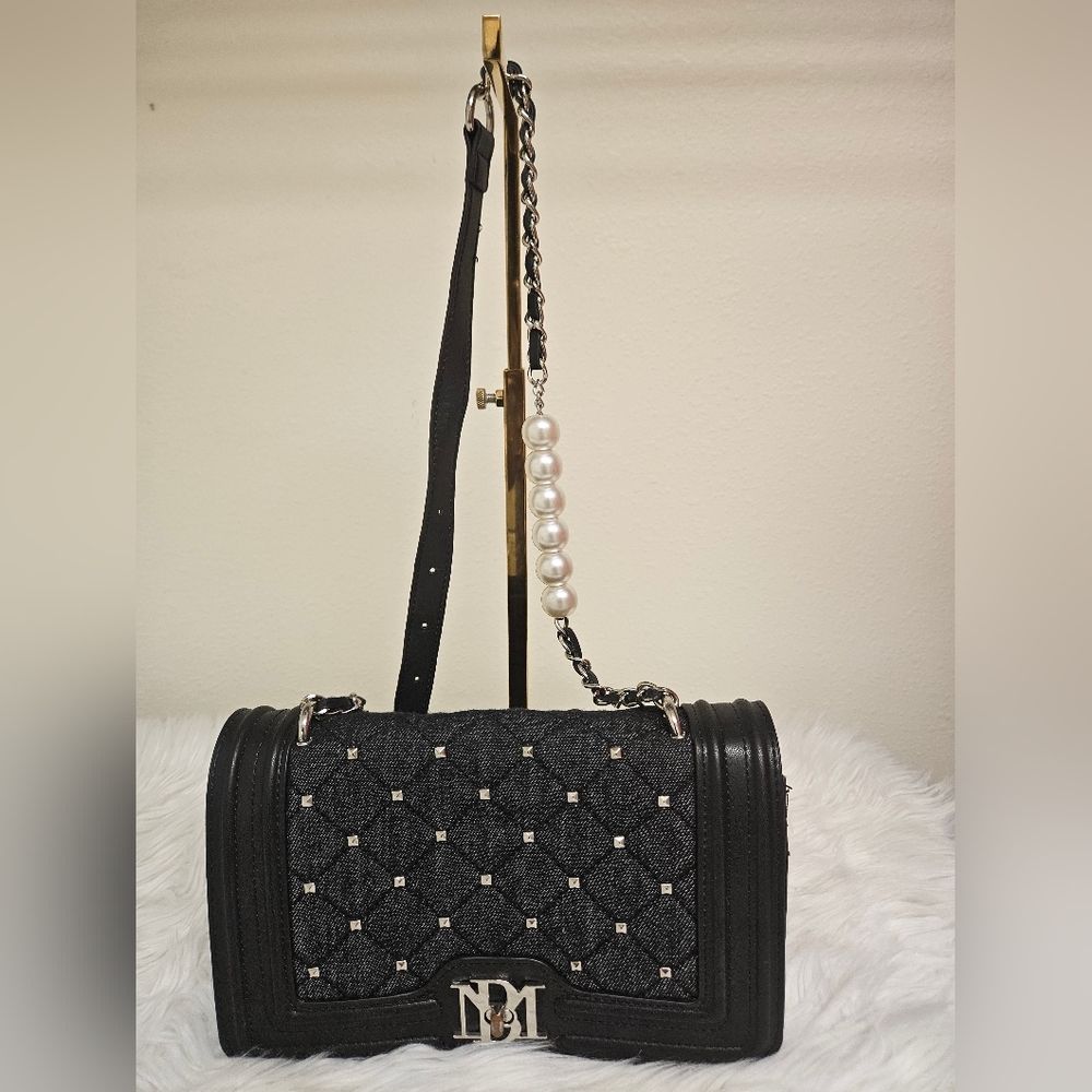 Badgley Mischka Black Quilted Crossbody Bag